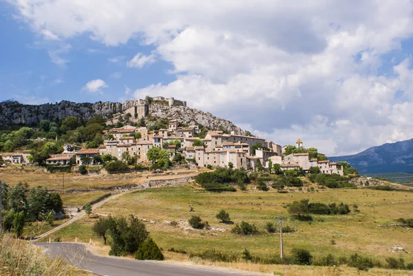 Yamaca küçük köy