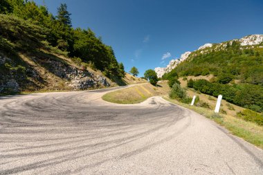 Etkileyici dağ yollarında Vercors Bölge Parkı içinde 
