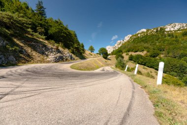 Etkileyici dağ yollarında Vercors Bölge Parkı içinde 