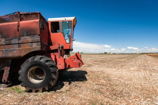 Tahıl işleme için kaza ve yanık traktör