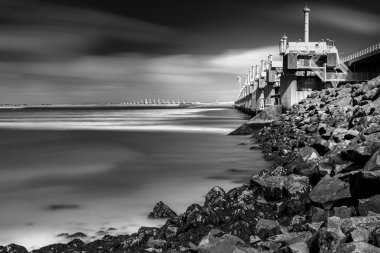 'Neeltje jans' sel bariyerinin mimarisine bakın 