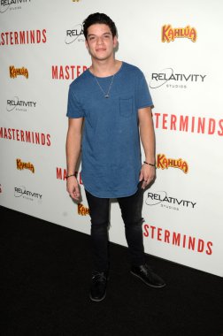 aktör Louis Giordana