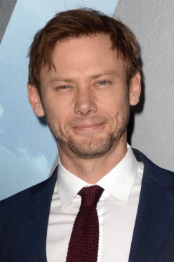 aktör Jimmi Simpson