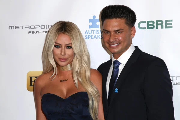 Aubrey O 'Day, Paul DelVecchio —  Fotos de Stock