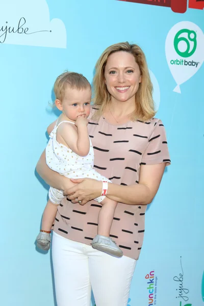 Annie Tedesco actress and her child — Stock Photo, Image