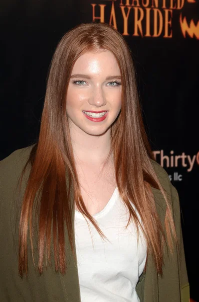 Atriz Annalise Basso — Fotografia de Stock