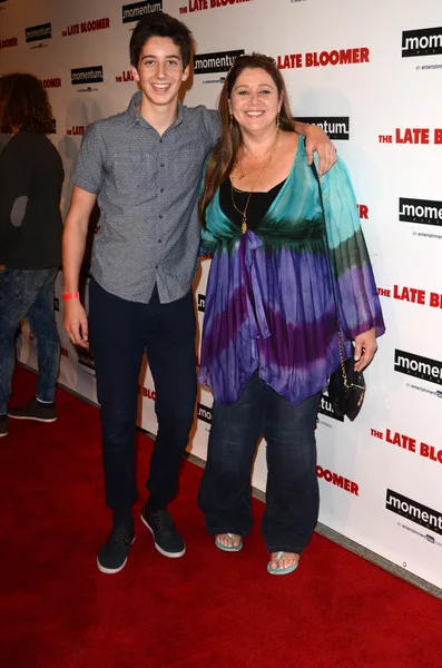 Camryn Manheim, Milo Manheim — Stockfoto