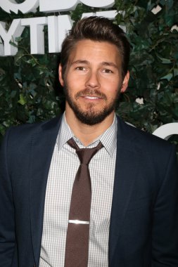 aktör Scott Clifton