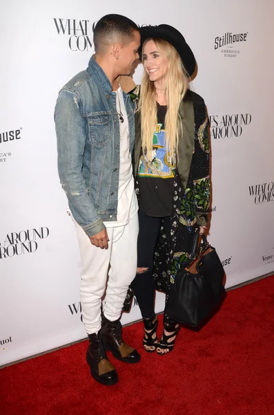 Schauspieler evan ross und ashlee simpson — Stockfoto