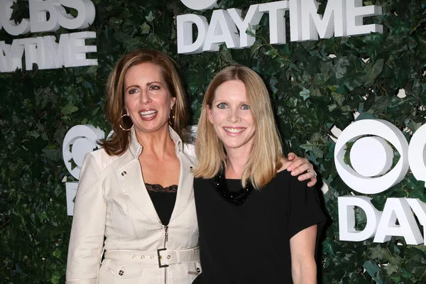 Martha Byrne, Lauralee Bell — Stock Photo, Image