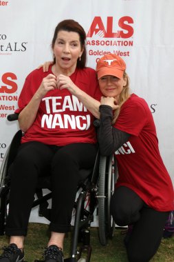 Courteney Cox, Nanci Ryder, Renee Zellweger