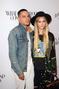 Aktörler Evan Ross ve Ashlee Simpson