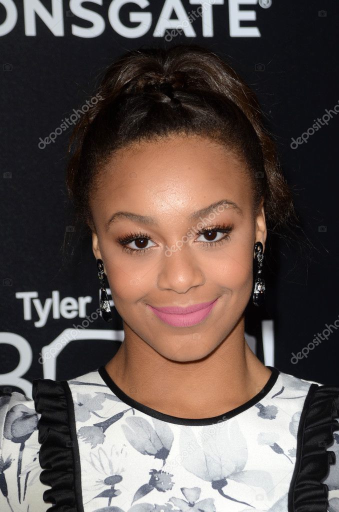 Actress Nia Sioux — Stock Editorial Photo © s_bukley #128074432