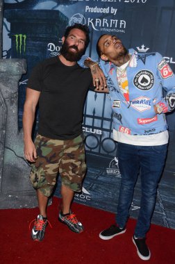 Dan Bilzerian, Chris Brown