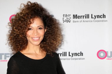 aktris Sherri Saum