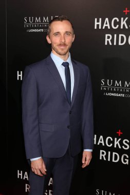 aktör Benedict Hardie