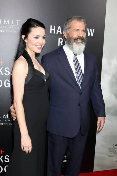 Розалин Росс, Мел Гибсон
