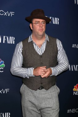 aktör Chris Sullivan