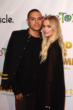Evan Ross, Ashlee Simpson
