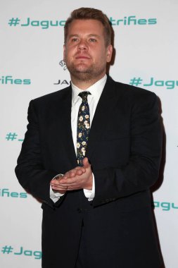 aktör James Corden