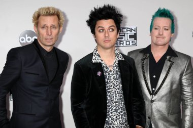 Mike Dirnt, Billie Joe Armstrong, serin, yeşil gün deneyin