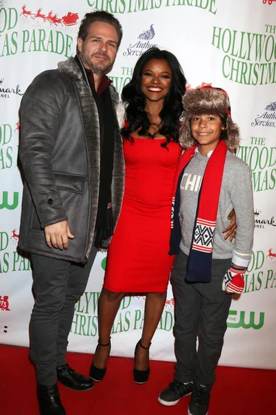 old nudewoman and young man sex keesha sharp and her husband