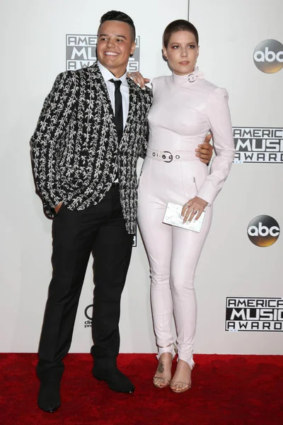 Sevian Frangipane, Halsey