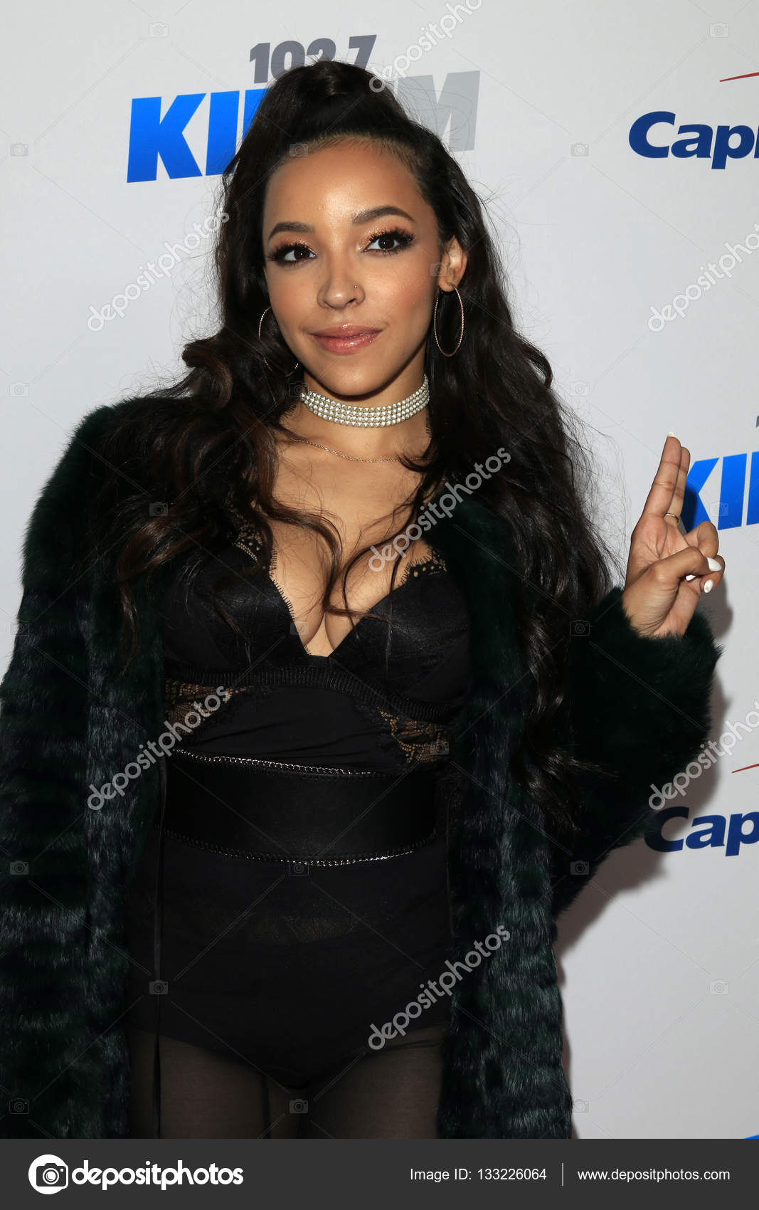 78 Tinashe Stock Photos Free Royalty Free Tinashe Images Depositphotos