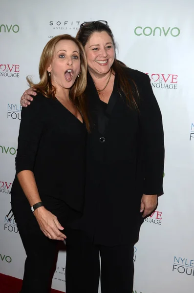 Marlee Matlin, Camryn Manheim — Photo