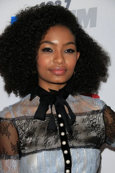 Atriz Yara Shahidi — Fotografia de Stock