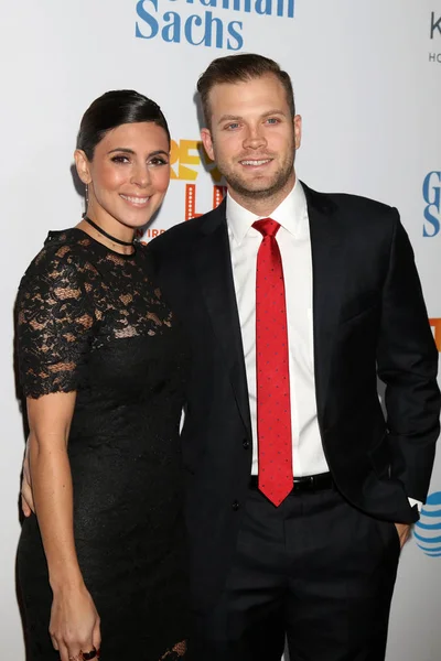 Jamie-Lynn Sigler, kesici Dykstra