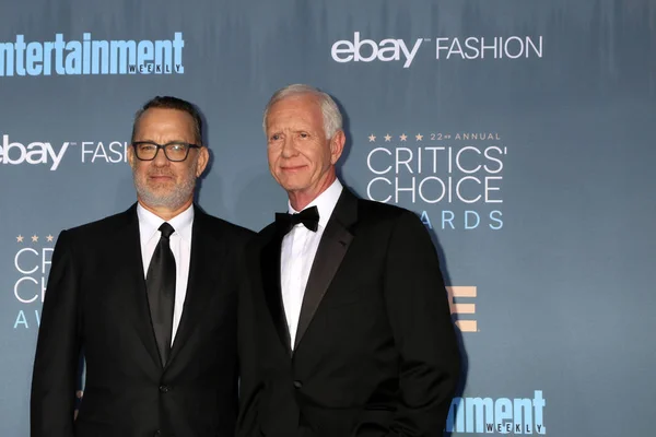 Tom Hanks con Chesley Sullenberger — Foto Stock