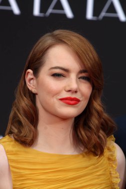 aktris emma stone