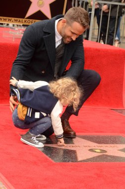 aktör Ryan Reynolds James Reynolds ile