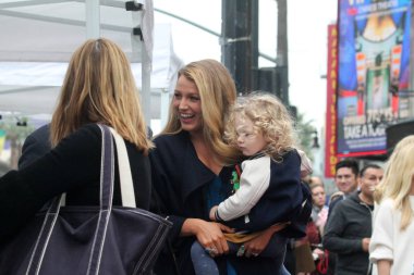 Blake Lively, James Reynolds