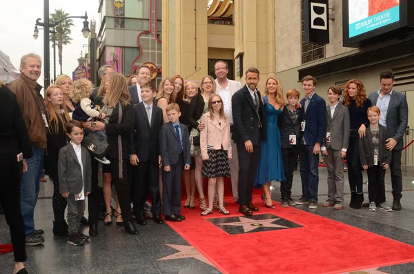 Skådespelaren Ryan Reynolds med familj — Stockfoto