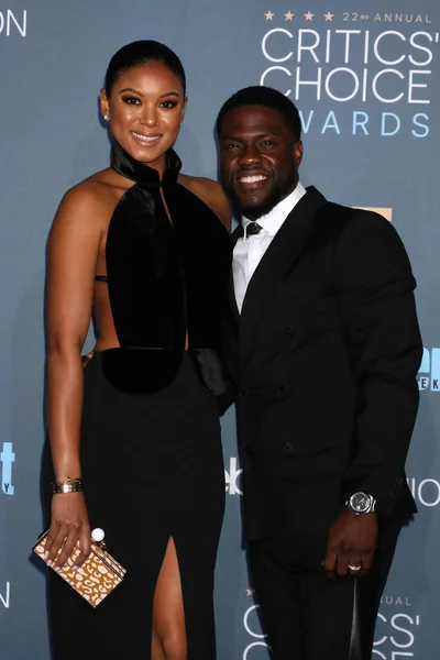 Eniko Parrish with Kevin Hart — Stock Photo, Image