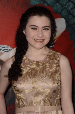 aktris Lilla Crawford 