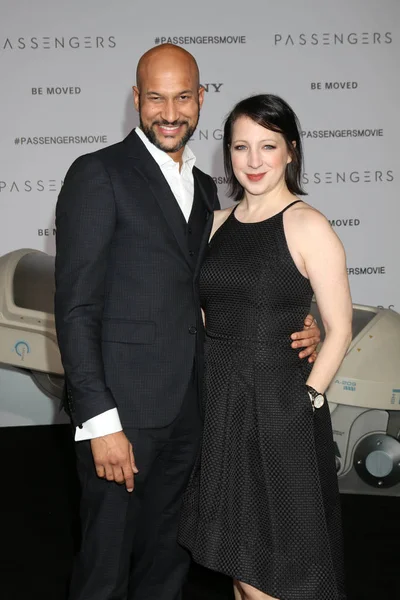 Keegan-Michael Key con Elisa Pugliese —  Fotos de Stock