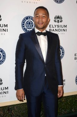 Şarkıcı John Legend