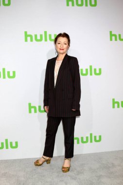 aktris Lesley Manville