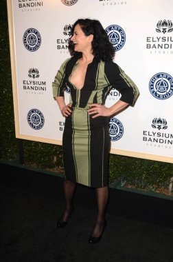 aktris yağmur Phoenix