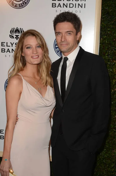 Ashley Hinshaw, Topher Grace — Zdjęcie stockowe