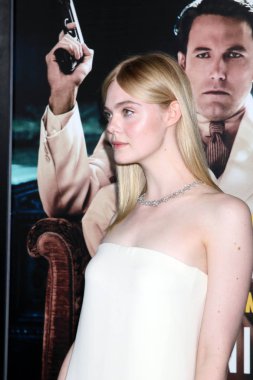 Oyuncu Elle Fanning