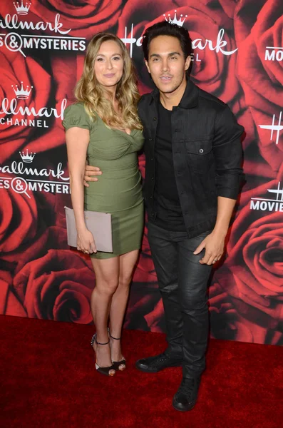 aktörler Alexa Penavega ve Carlos Penavega