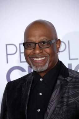 aktör James Pickens Jr