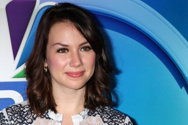 aktris Tracey Wigfield