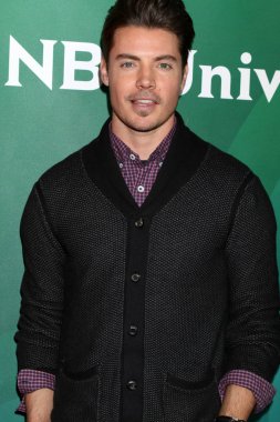 aktör Josh Henderson