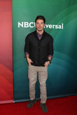 aktör Josh Henderson