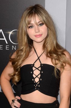 oyuncu Brec Bassinger